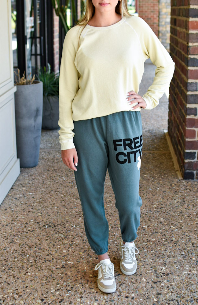 FREE CITY Large Sweatpant in Surplus Greens – Cayman's