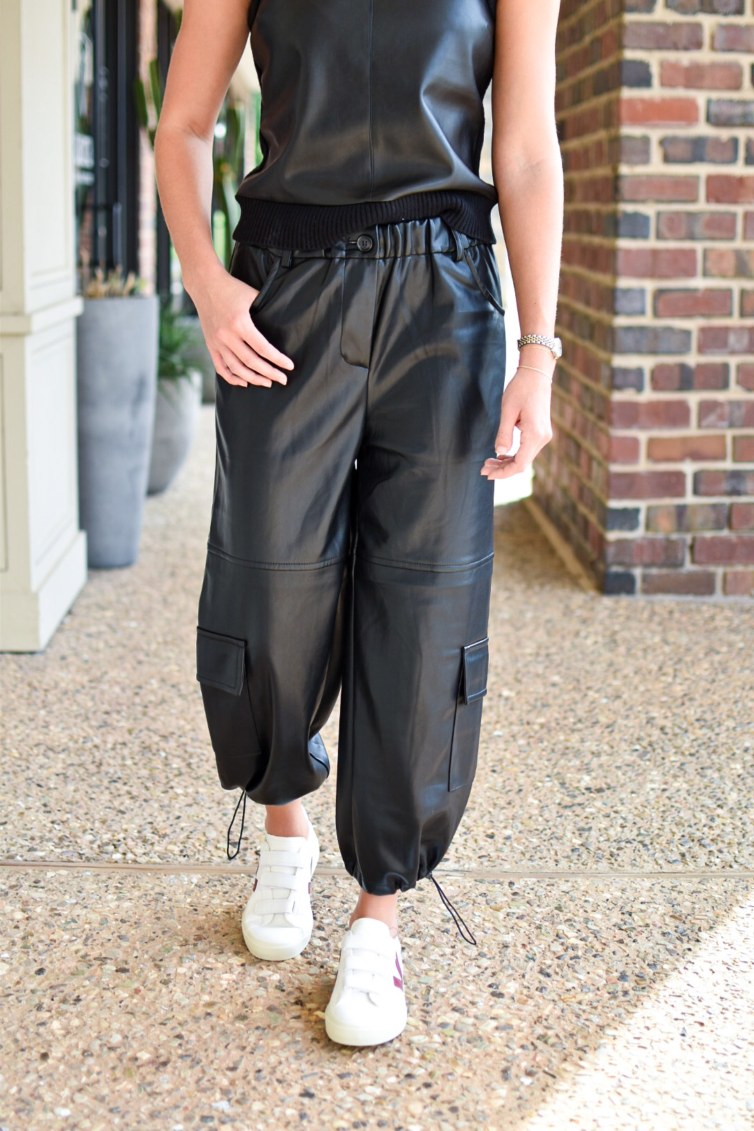 DOLCE CABO Vegan Leather Cargo Pant in Black – Cayman's