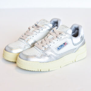 AUTRY CLC Low Sneaker in White/Silver
