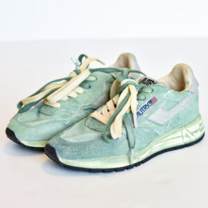 AUTRY Reelwind Supervintage Low Sneaker in Green Suede
