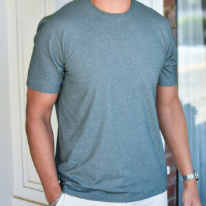 HOLDERNESS & BOURNE The Mason T-Shirt in Heathered Ivy