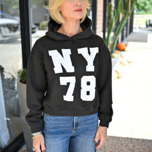 SUNNY SOMEWHERE NY 78 Classic Hoodie in Vintage Black