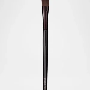 LAURA MERCIER Camouflage Powder Brush