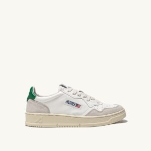 AUTRY Medalist Low Sneaker in White/Amazon Suede
