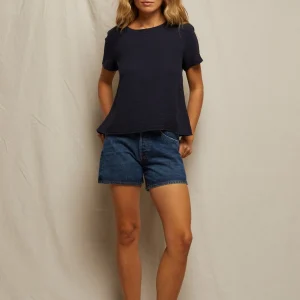 PERFECT WHITE TEE Charlotte Double Gauze Tee in Navy