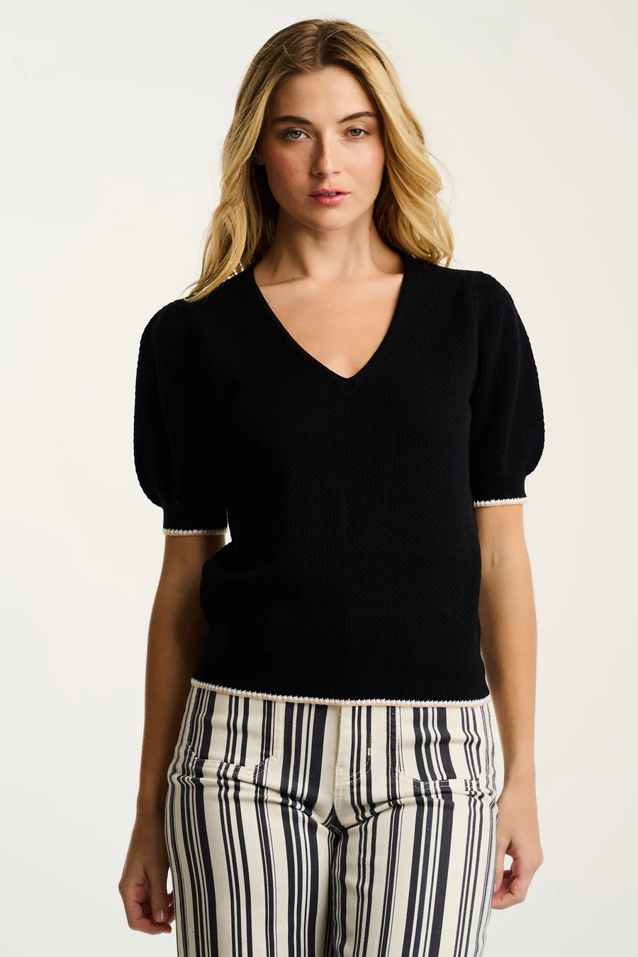 S26-C295-SHORTCIRCUIT-BLACK-52682