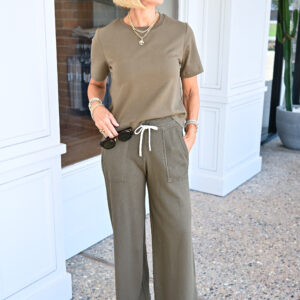 PERFECT WHITE TEE Noa Pocket Pant with Drawcord in Dark Olive
