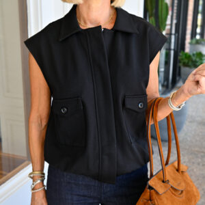 ELAN Short-Sleeve Zipup Jacket in Black