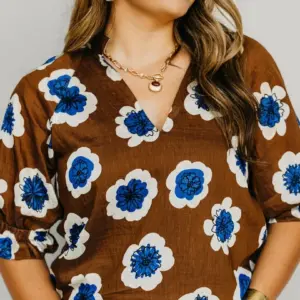 Whimsical Floral Print Top in Brown